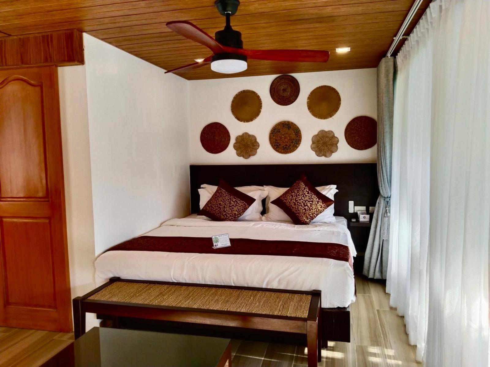 Commander Suites De Bohol Panglao Buitenkant foto
