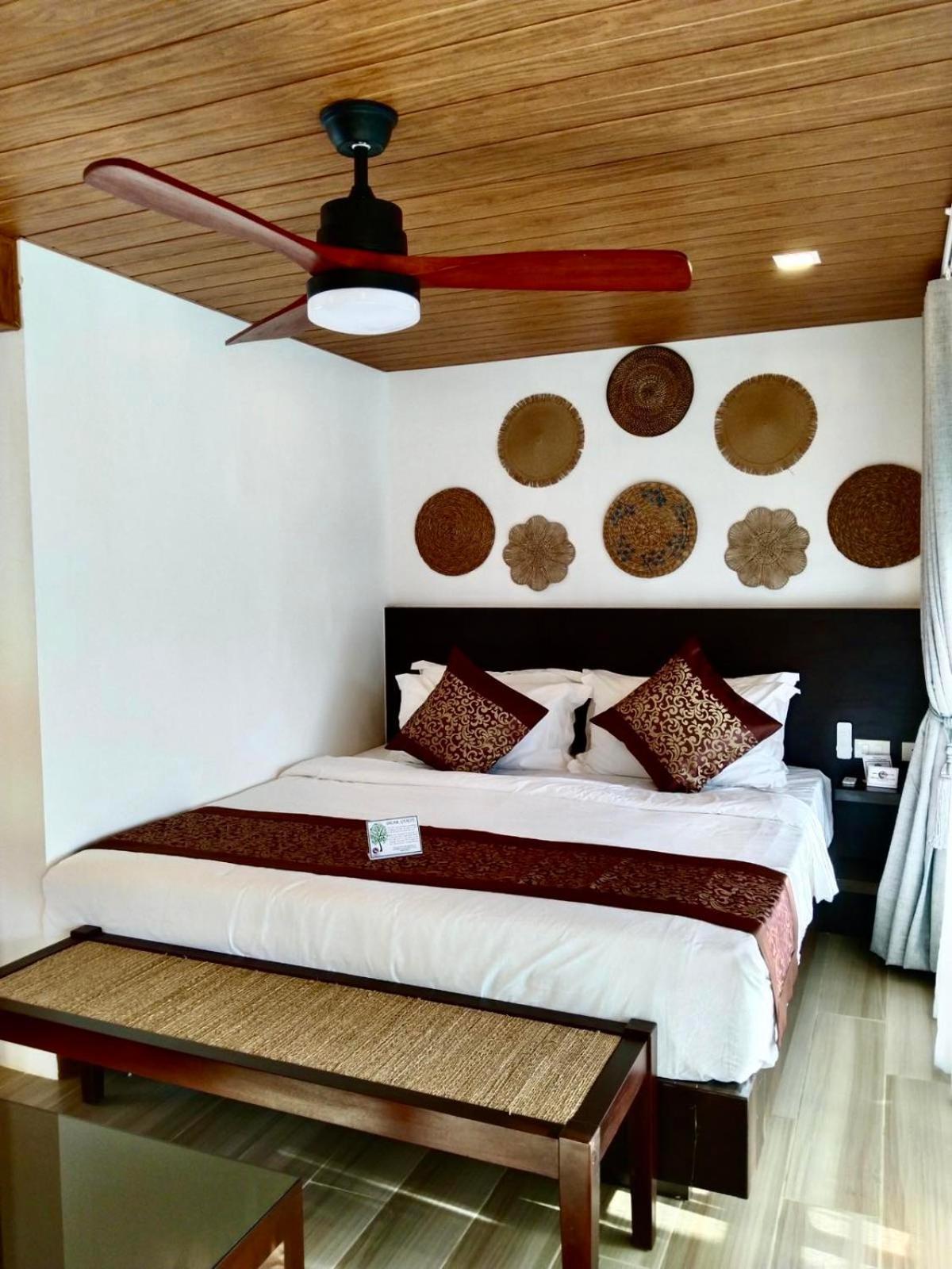Commander Suites De Bohol Panglao Buitenkant foto